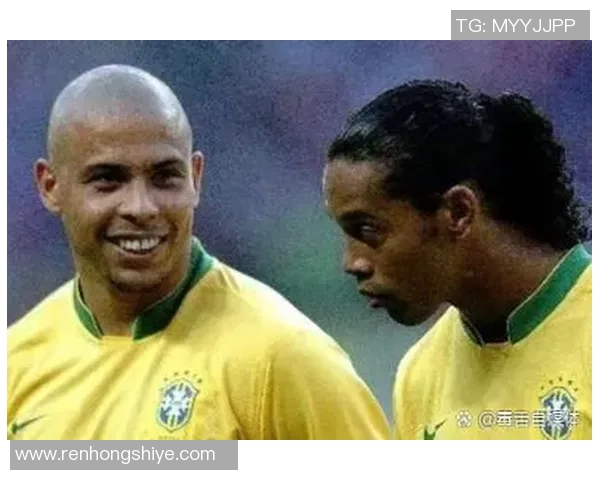 足球巨星左右脸对比揭秘 揭开球场背后不为人知的面孔魅力 足球巨星左右脸对比揭秘 揭开球场背后不为人知的面孔魅力